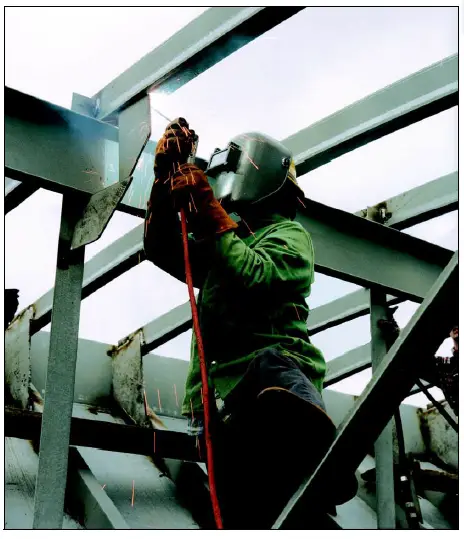Structural steel welding with SMAW